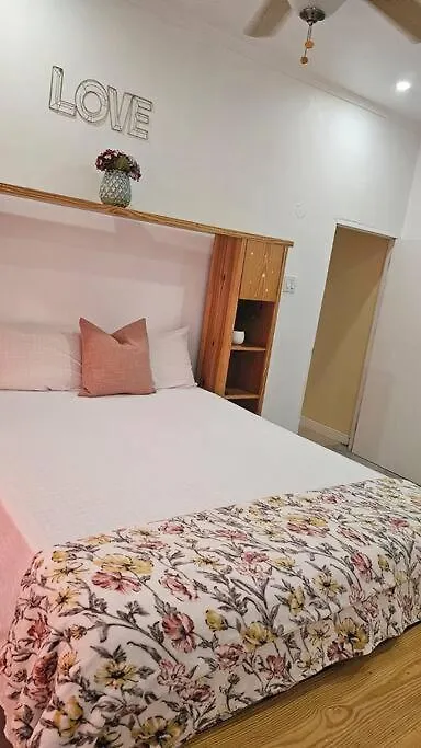 Starz Inn Montego Bay Apartment